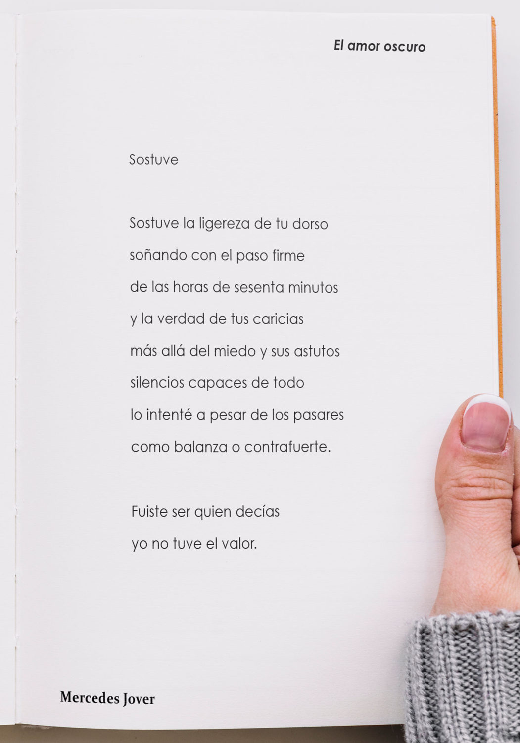Ediciones Artificiales pesenta El amor oscuro de Mercedes Jover - PGP